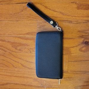 Jewell wristlet wallet